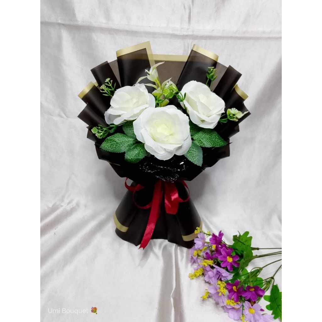 BUKET BUNGA KECIL/BUKET BUNGA WISUDA/BUKET WISUDA