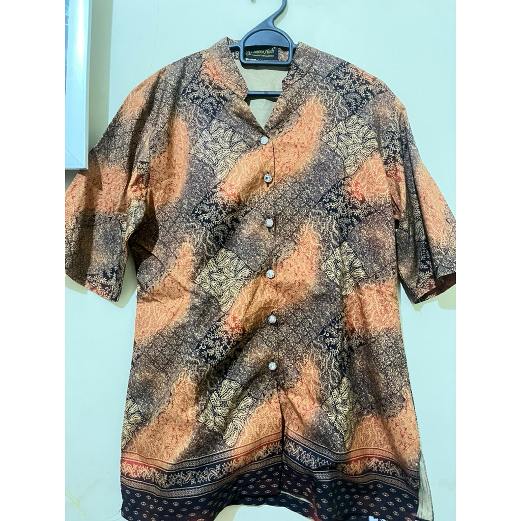 Batik Sutera Wanita