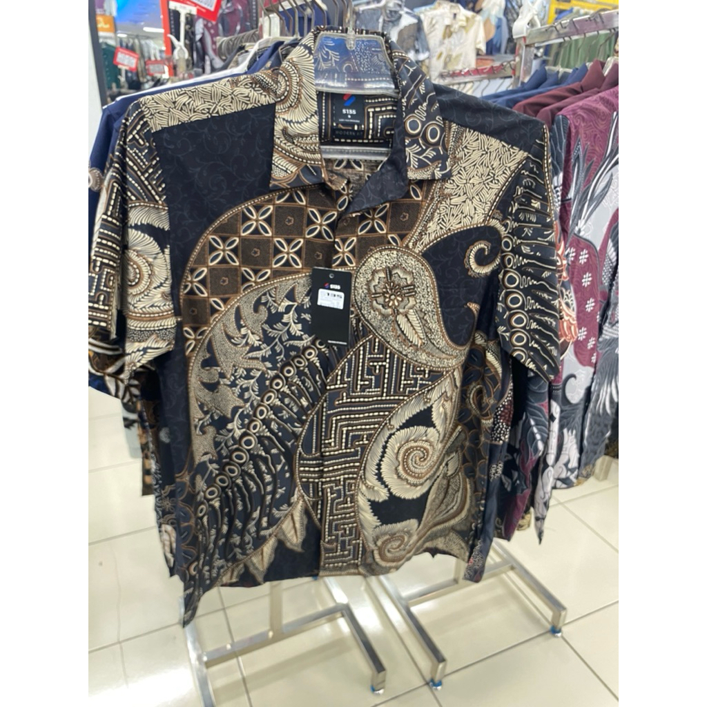 kemeja batik pria merk S135 BENHILL