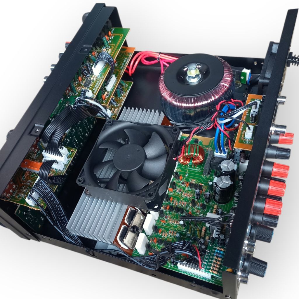 Amplifier Karaoke Kerndy 326bt pro+ giga bass 2.1 Subwofer