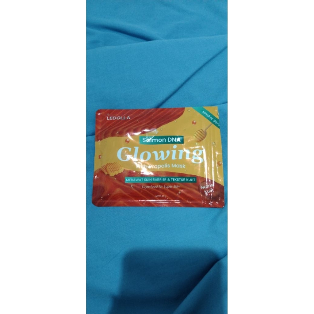 [PRELOVED] Masker Glowing Salmon DNA