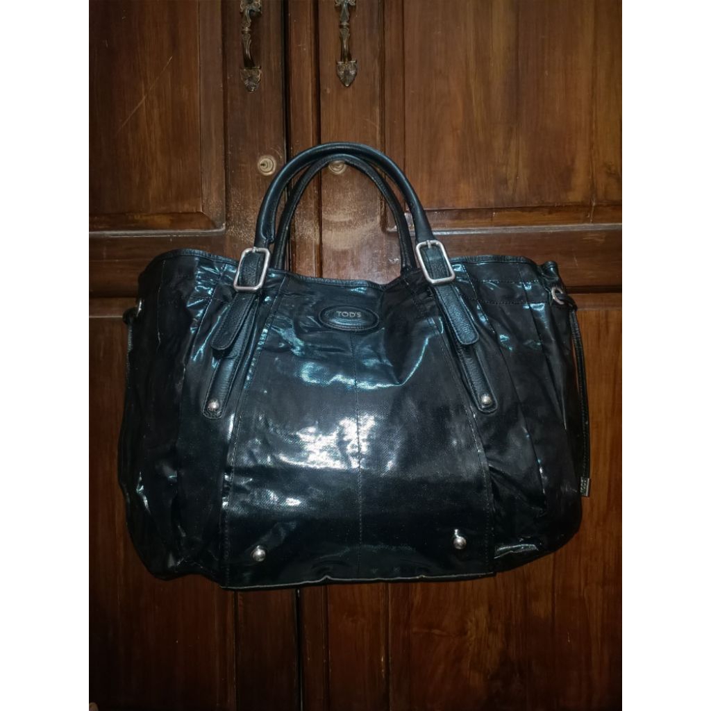 tas preloved brand tods