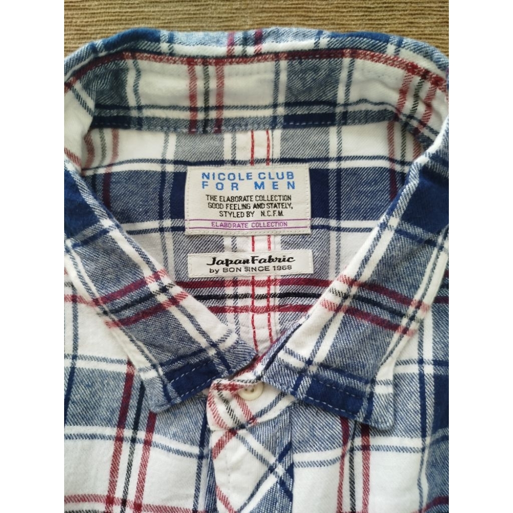 Kemeja Flanel Nicole Club