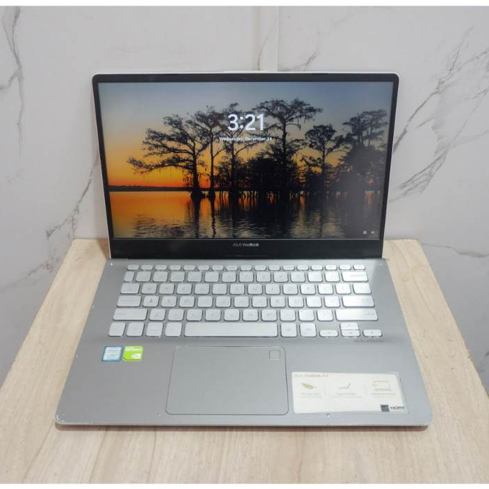 Laptop Asus Vivobook X430FN NVIDIA GeForce MX150 Intel Core i7-8565U Ram 8Gb Ssd 256Gb Laptop Mulus 