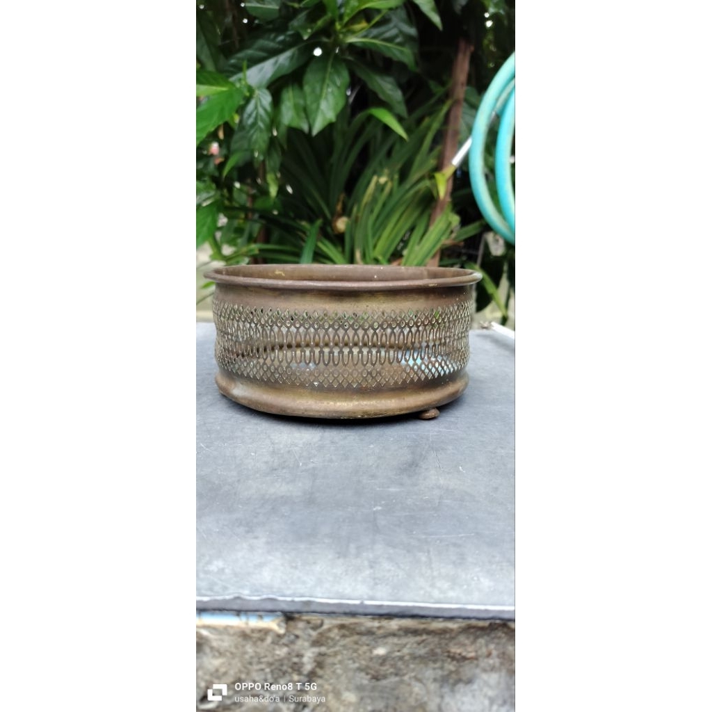 wadah buah jaman dulu (antik) bahan Kuningan