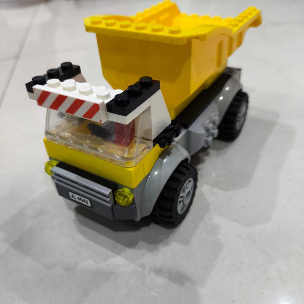 Lego city mobil truk / dump truck ori original asli