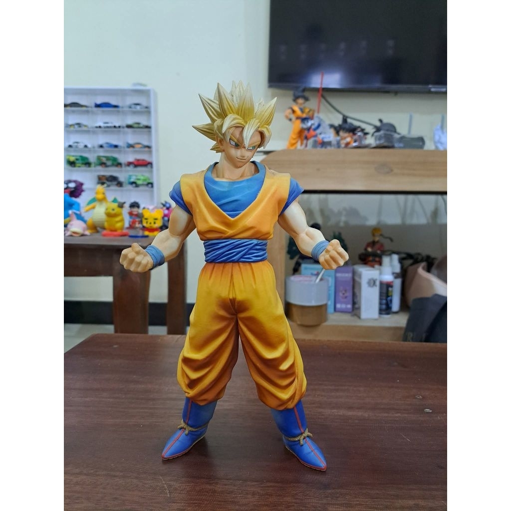 ACTION FIGURE MSP GOKU SS COLORING