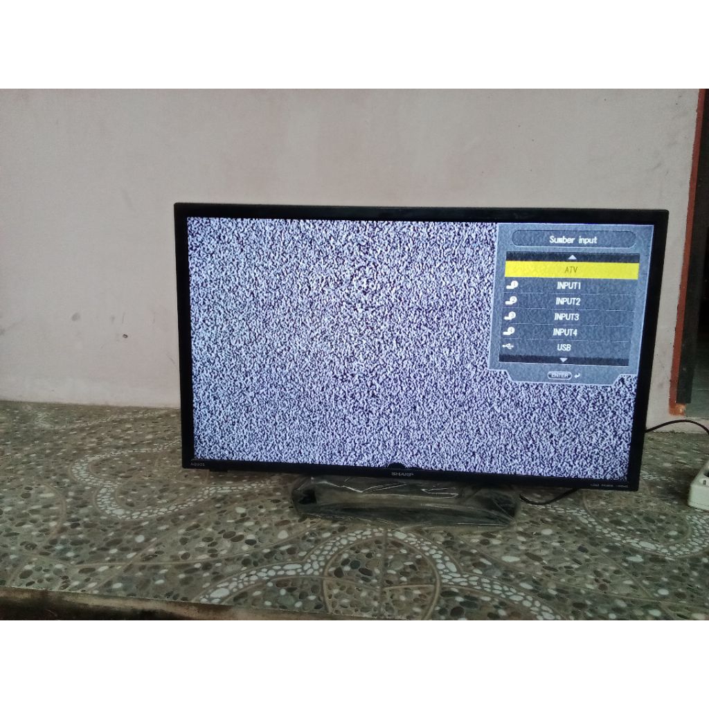 TV TELEVISI SHARP LAYAR 32 INCH WARNA HITAM SLOT HDMI USB