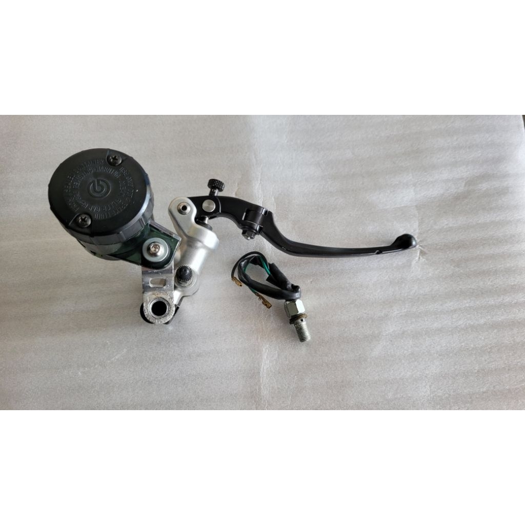 Master rem RCB S1 17mm kanan silver