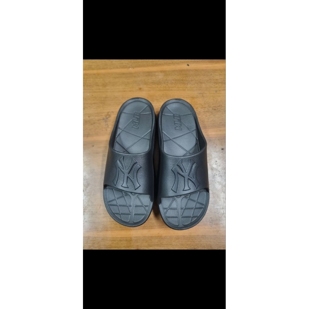 Sandal MLB
