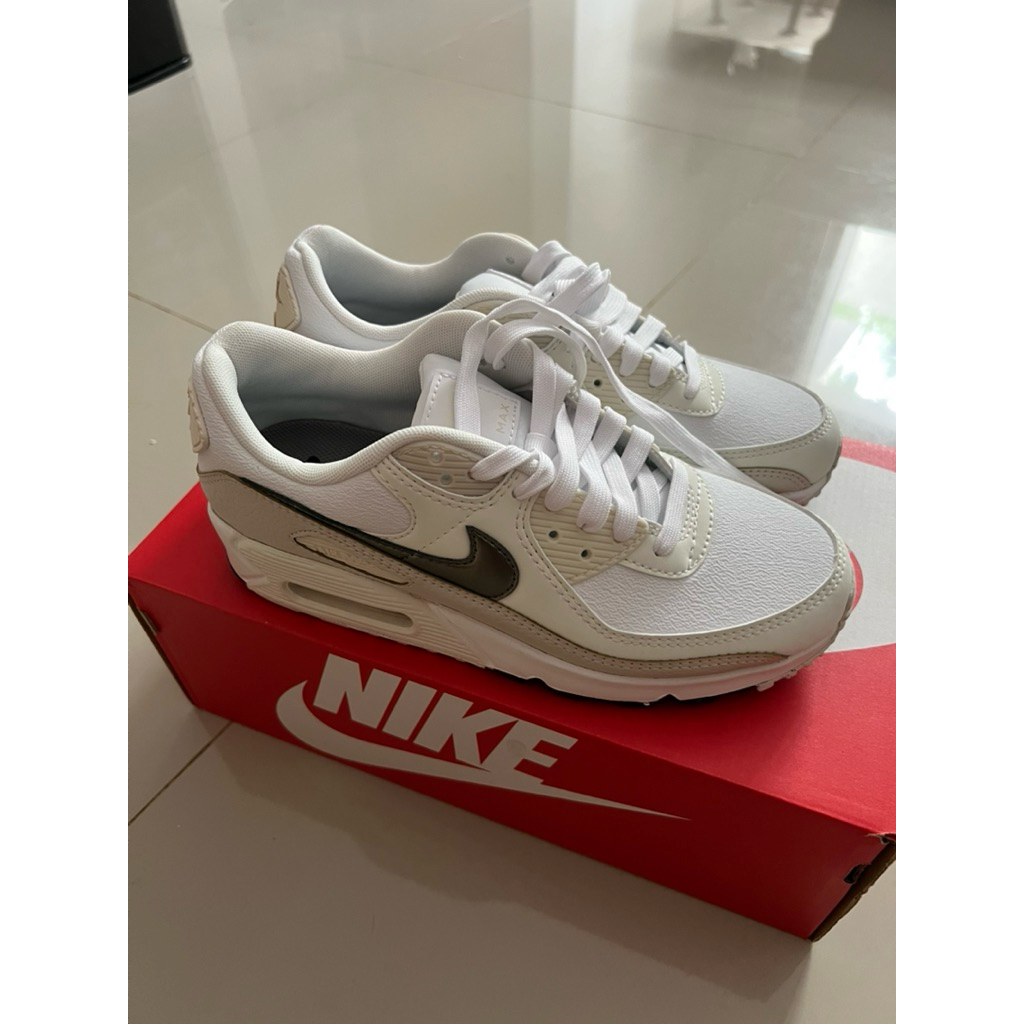 NIKE AIR MAX 90 WOMEN KONDISI BARU
