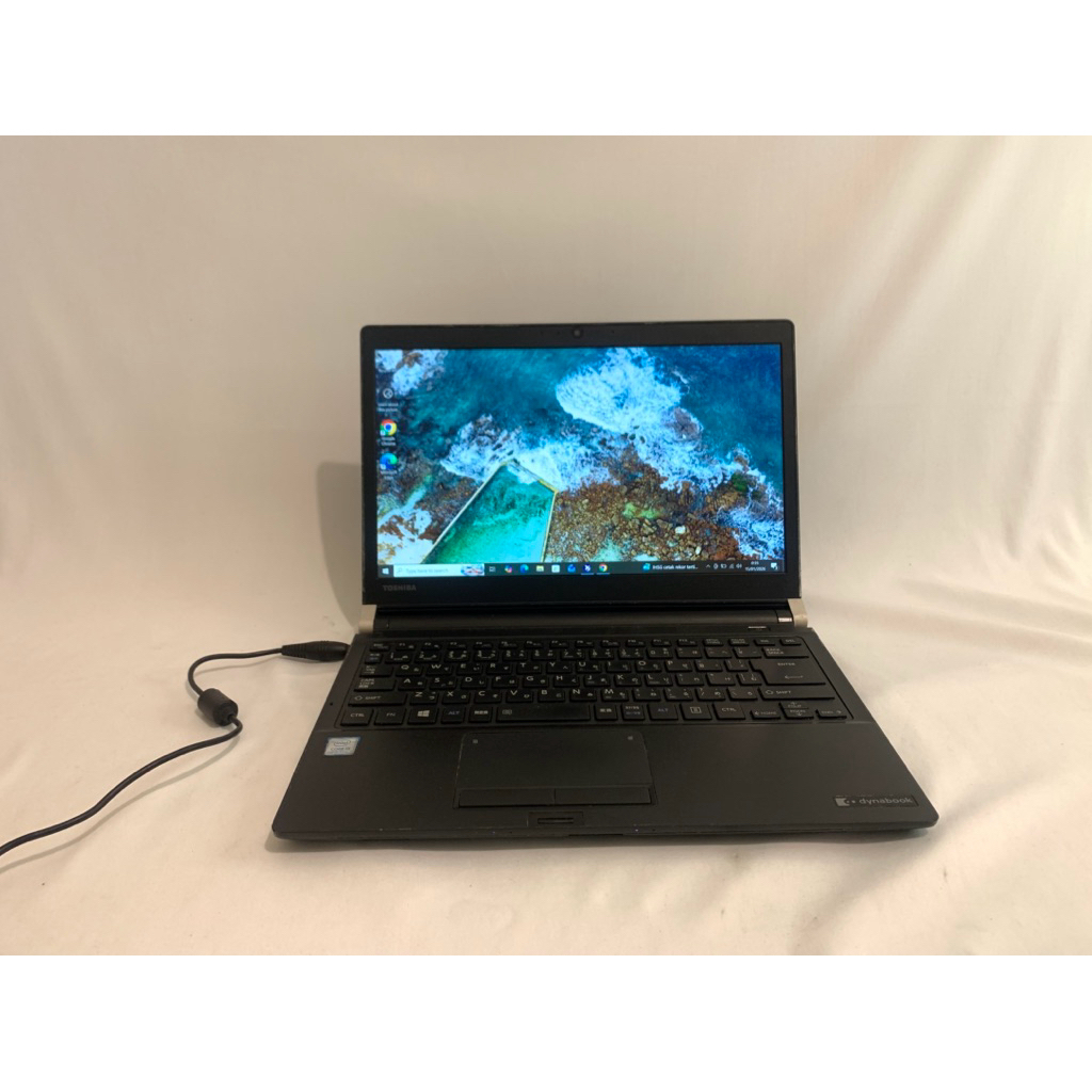 Laptop Toshiba Dynabook RX73 Intel Core i3-7100U Ram 8gb Hdd 1tb