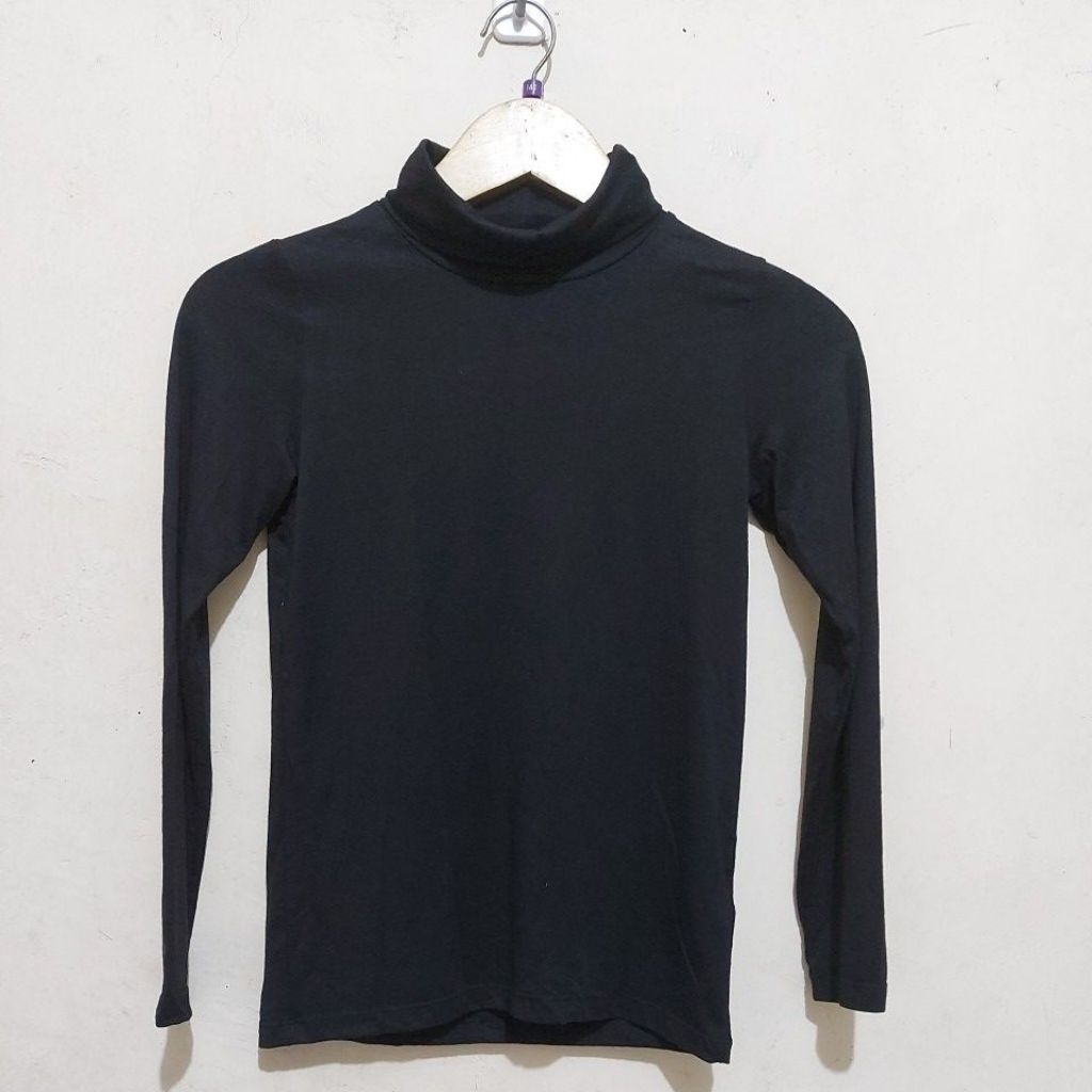 Tshirt Heattech regular turtle neck untuk anak UNI*140