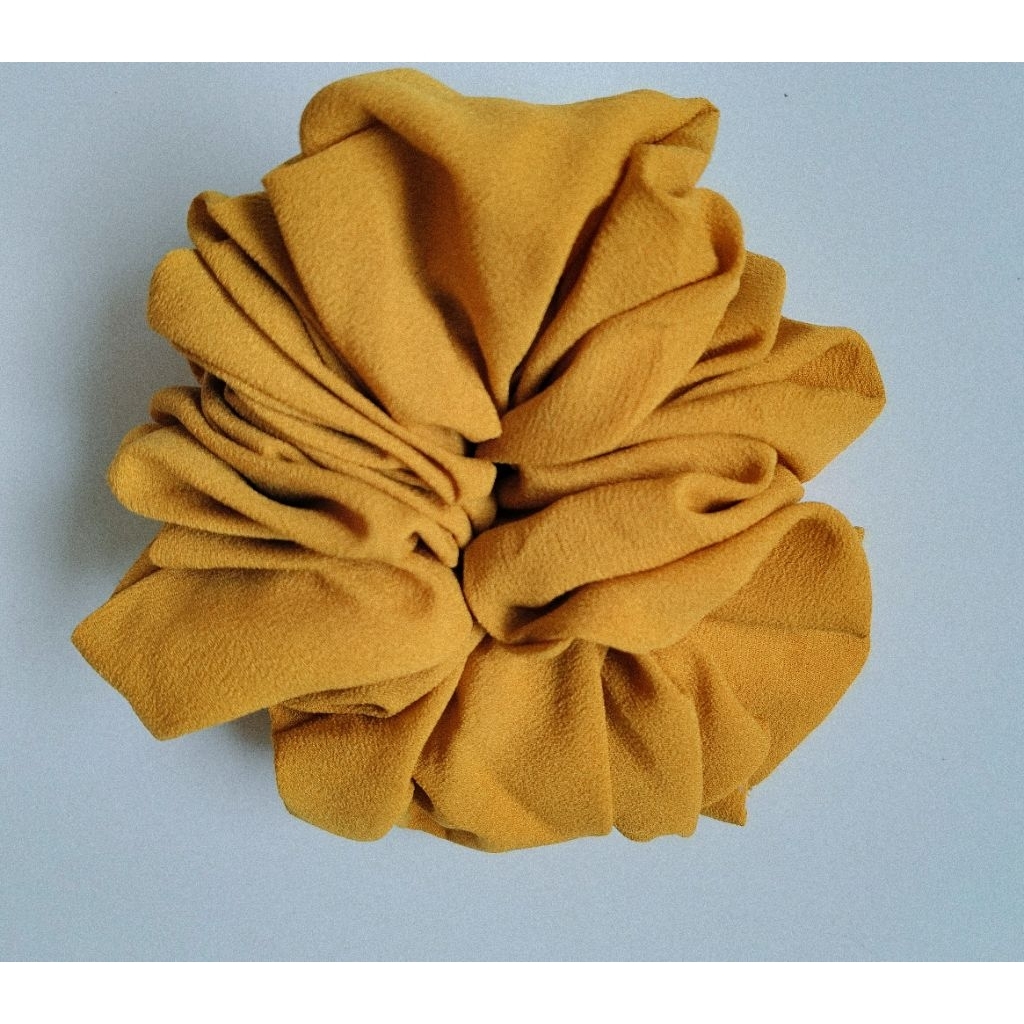 Preloved Scrunchie Cepol Ikat Rambut Jumbo (sekali pakai)