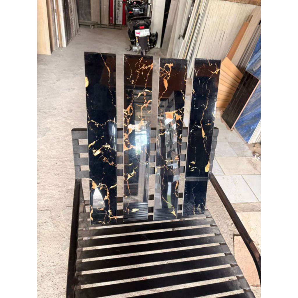 Granit Plin UK 10x60 Hitam motif