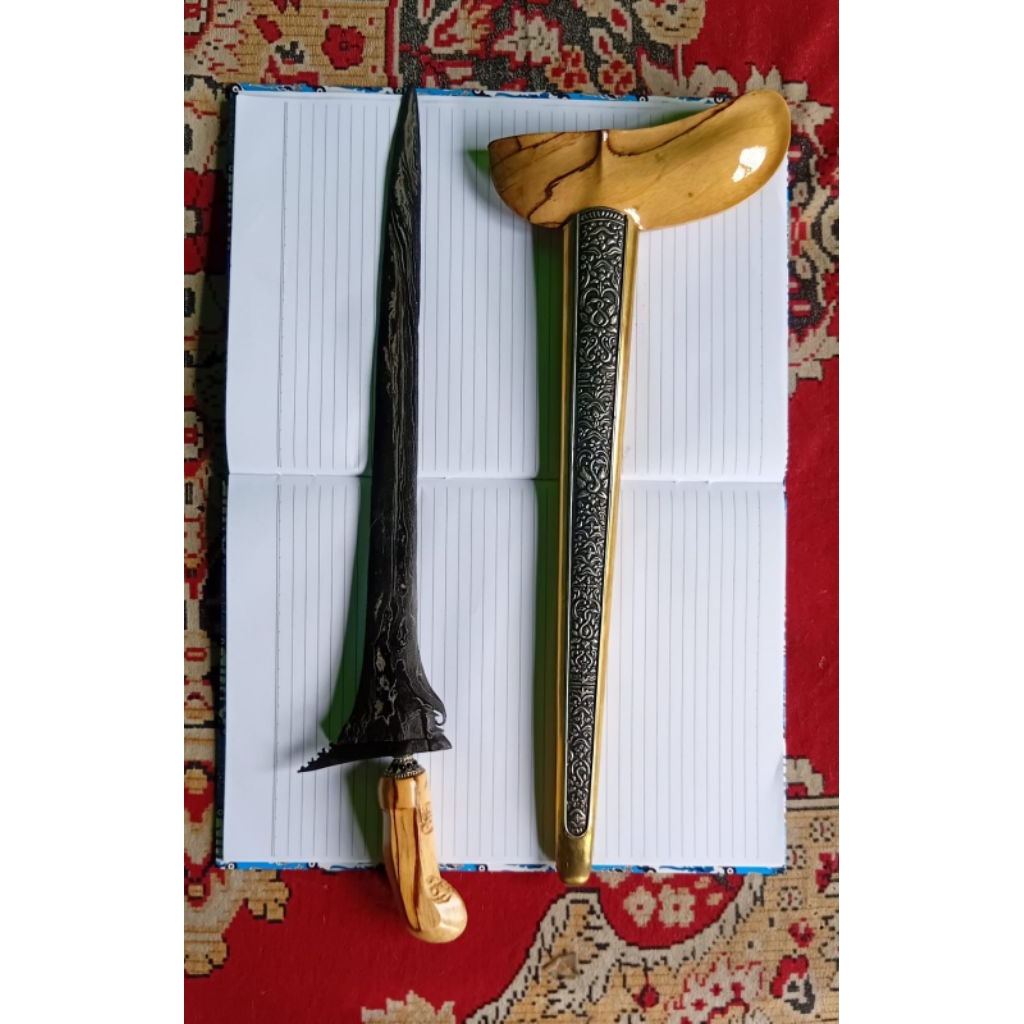 Keris Lurus Sempaner Pamor Ngulit Semongko Rangka Gayaman Jogja