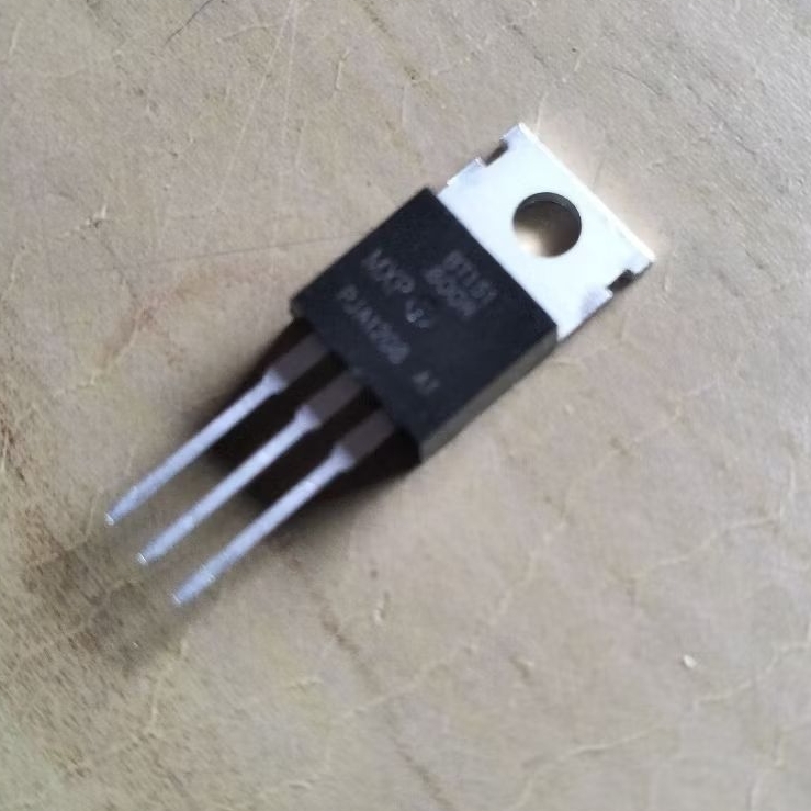 TRANSISTOR TR BT151 BT 151