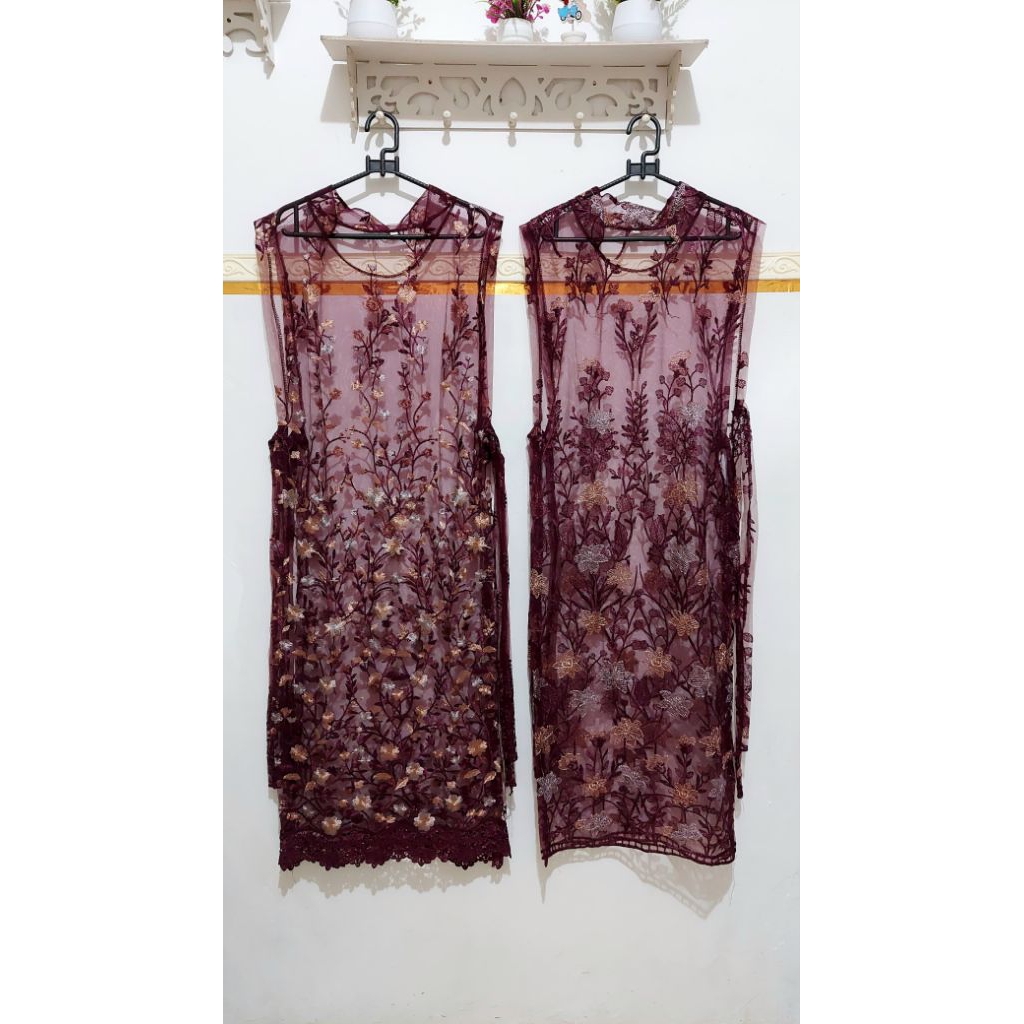 Outer Brokat Motif Bunga, Motif Elegan Panjang