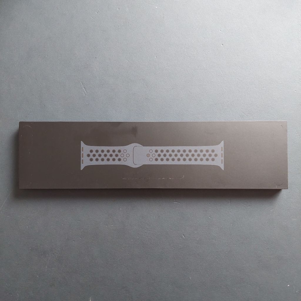 NIKE SPORT BAND SPACE BLACK STAINLESS STEEL PIN APPLE WATCH SERIES 7