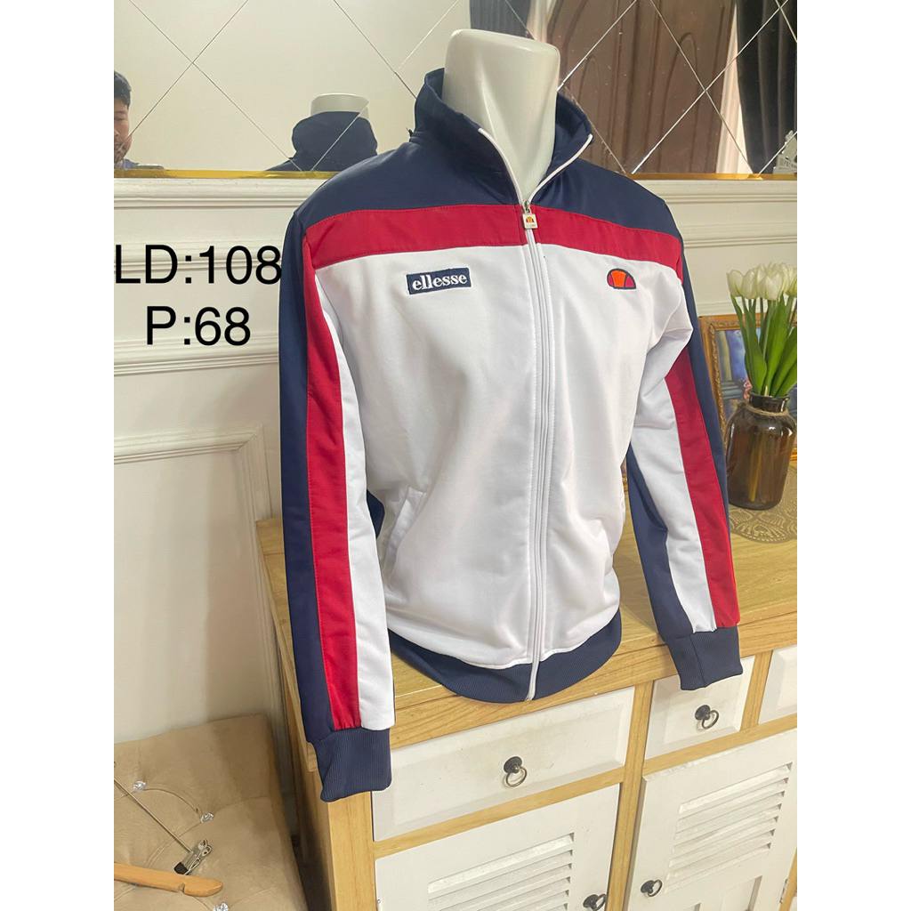 tractop ellesse fashion ukuran L