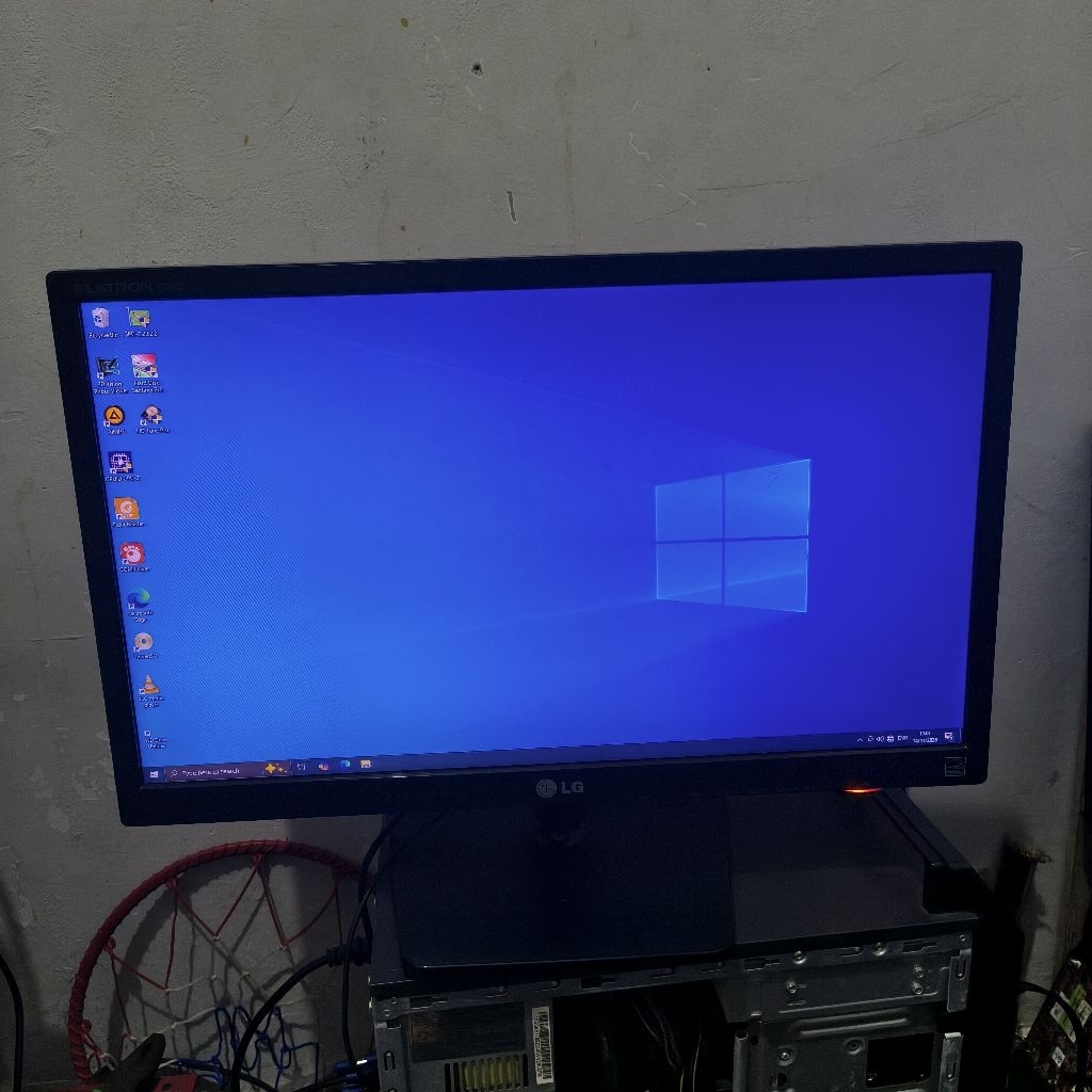 Monitor LED LG Flatron 22 inch Normal