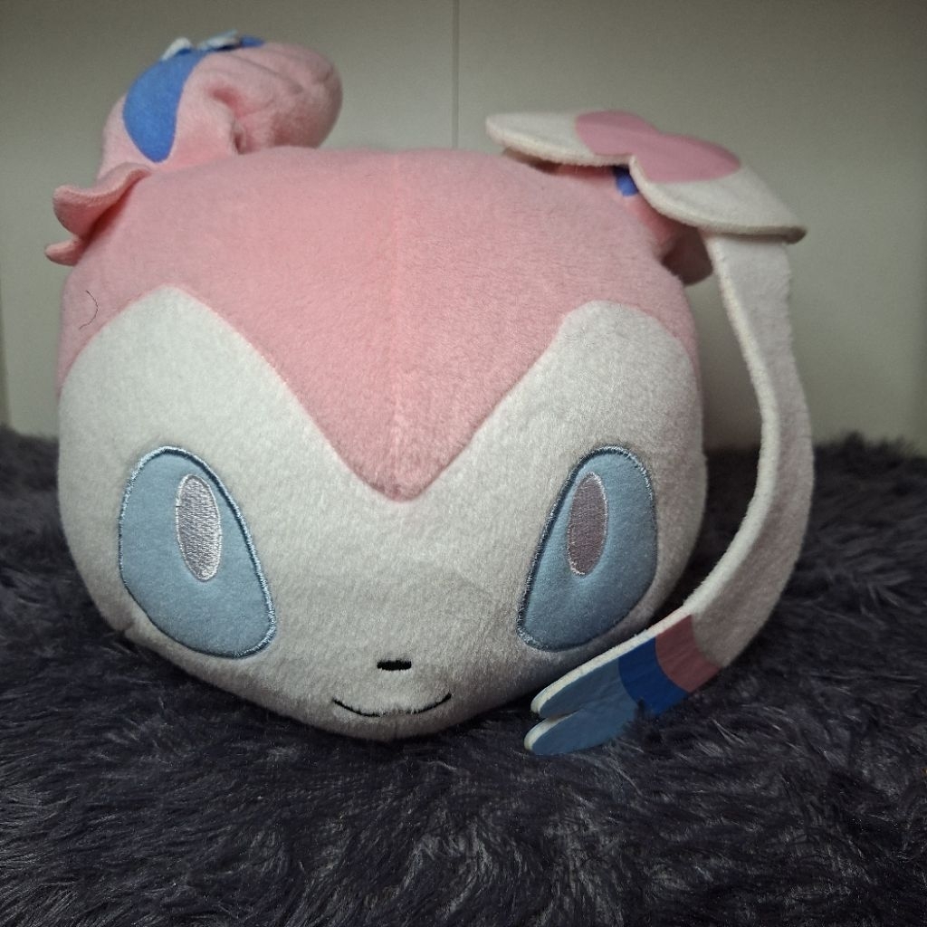 Tsum Tsum Sylveon Besar Banpresto Gembul Cantik