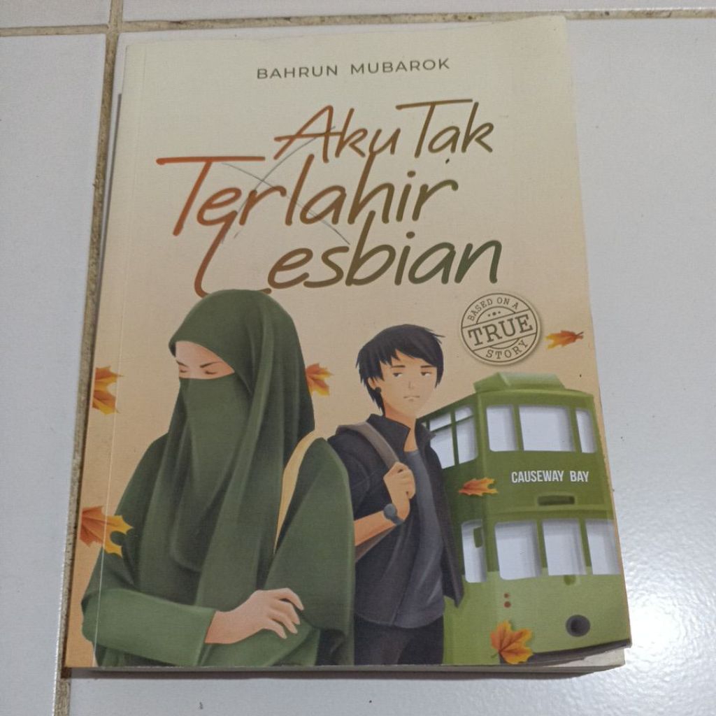 Buku preloved aku tak terlahir lesbian