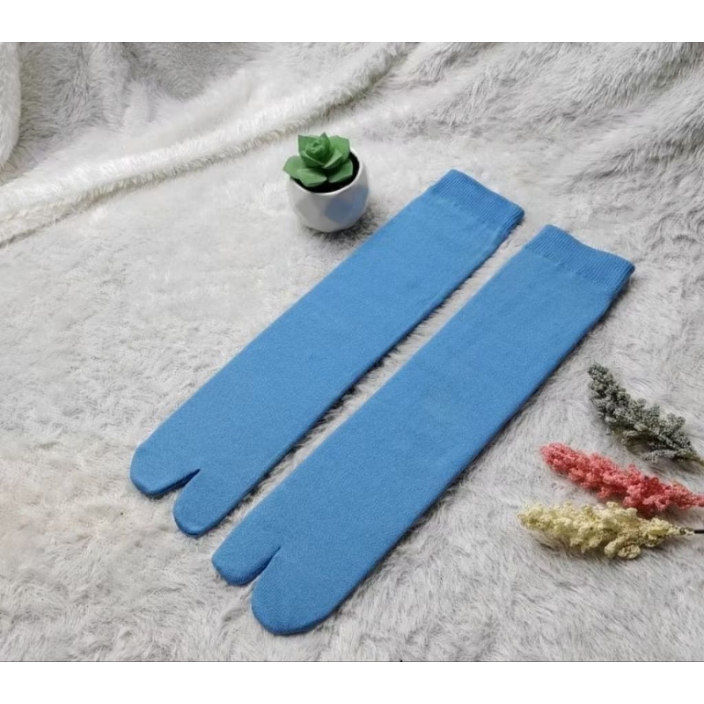 kaos kaki PONTIANAK kaos kaki jempol Polyester panjang sebetis bahan Polyester polos