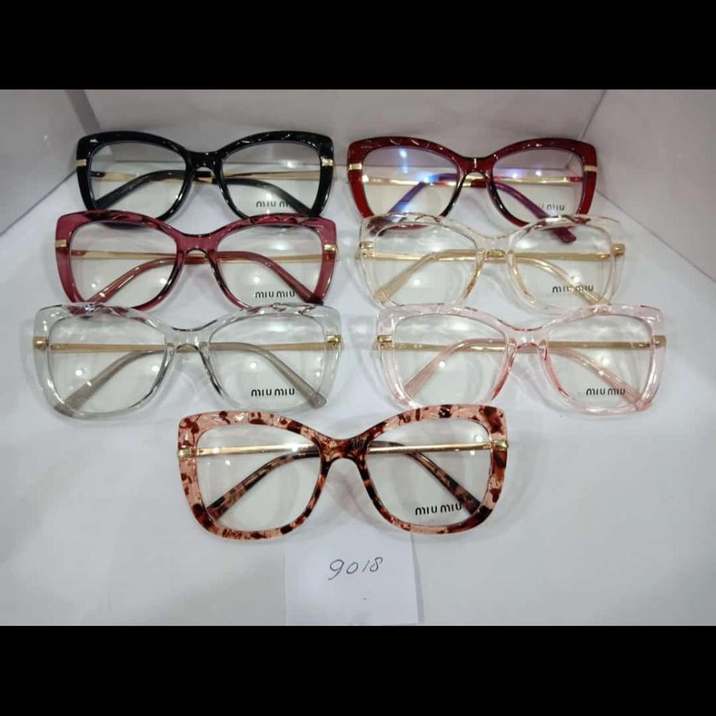 kacamata cat eye size besar bahan plastik batang frame besi