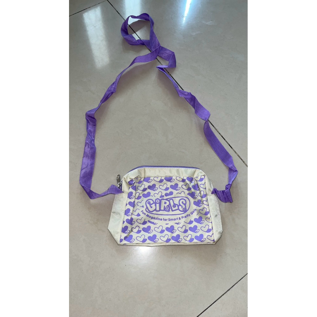 Tas Merchendise Majalah Girls