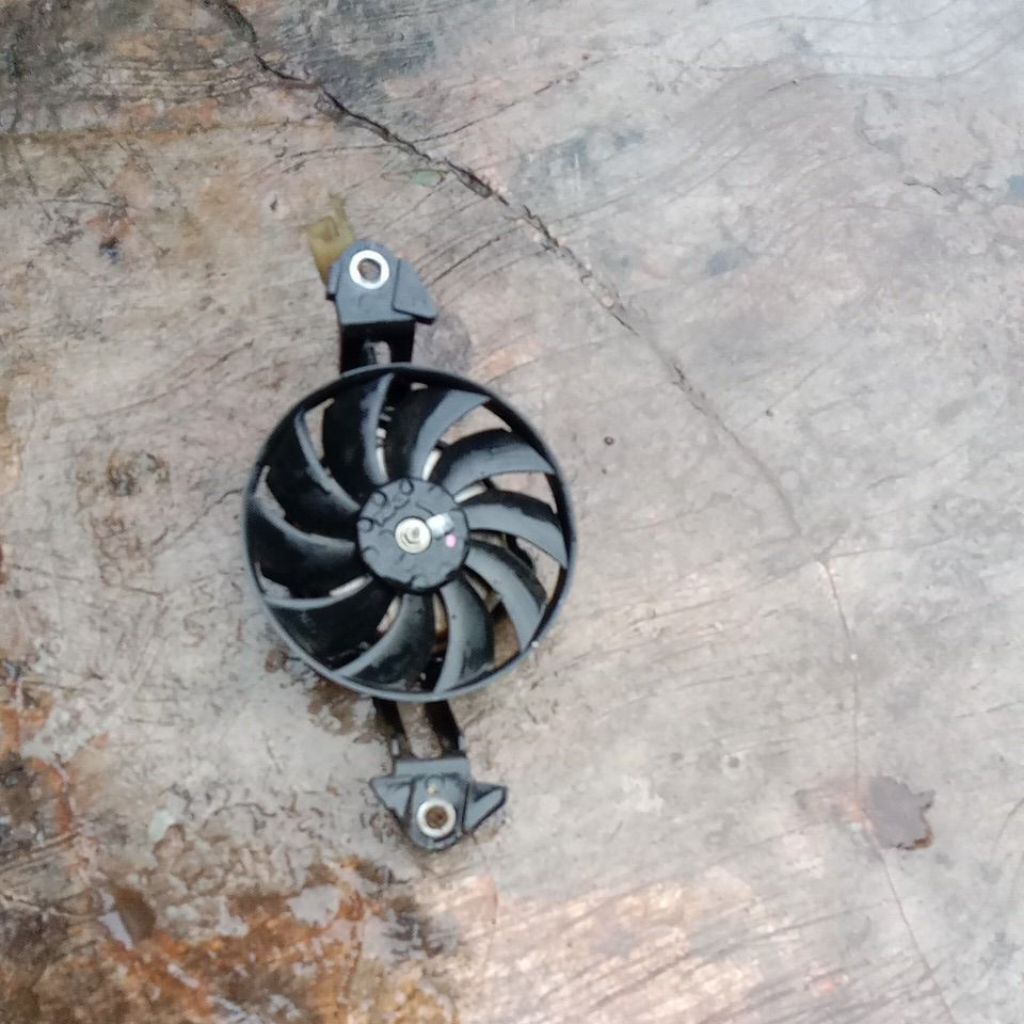JUAL KIPAS RADIATOR YAMAHA VIXION , KIPAS RADIATOR JUPITER MX ,KIPAS RADIATOR VIXION NEW ORIGINAL CO