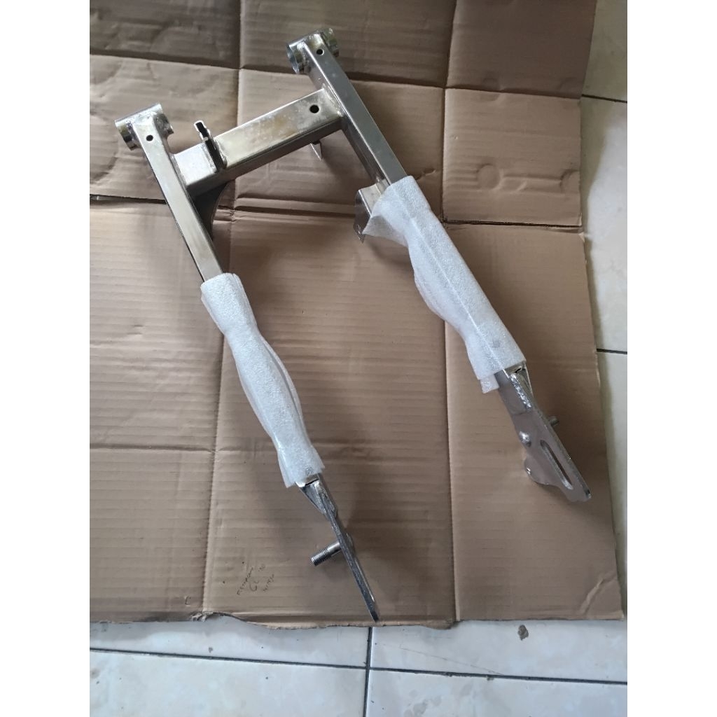 Arm Tebal Yamaha Rx king Hitam dan Crom