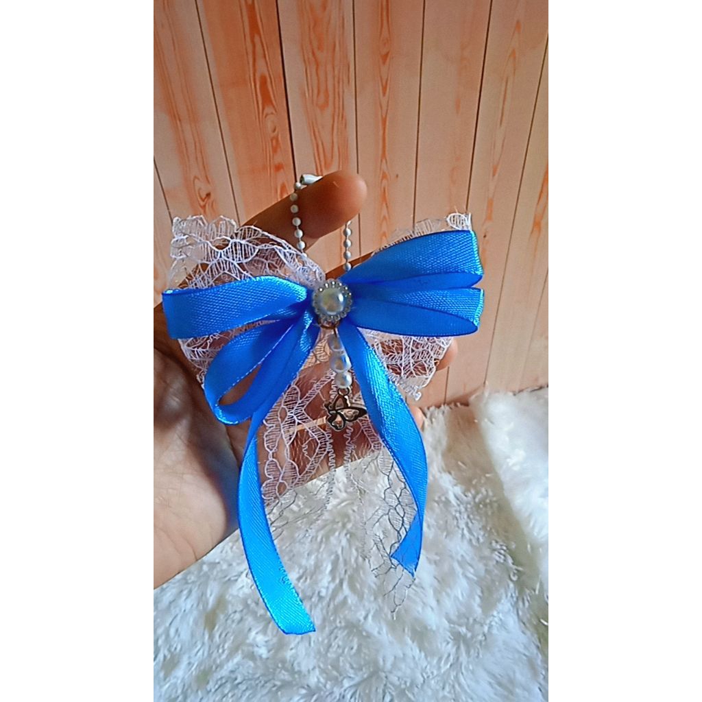 HLW bag charm pita renda dengan manik manik