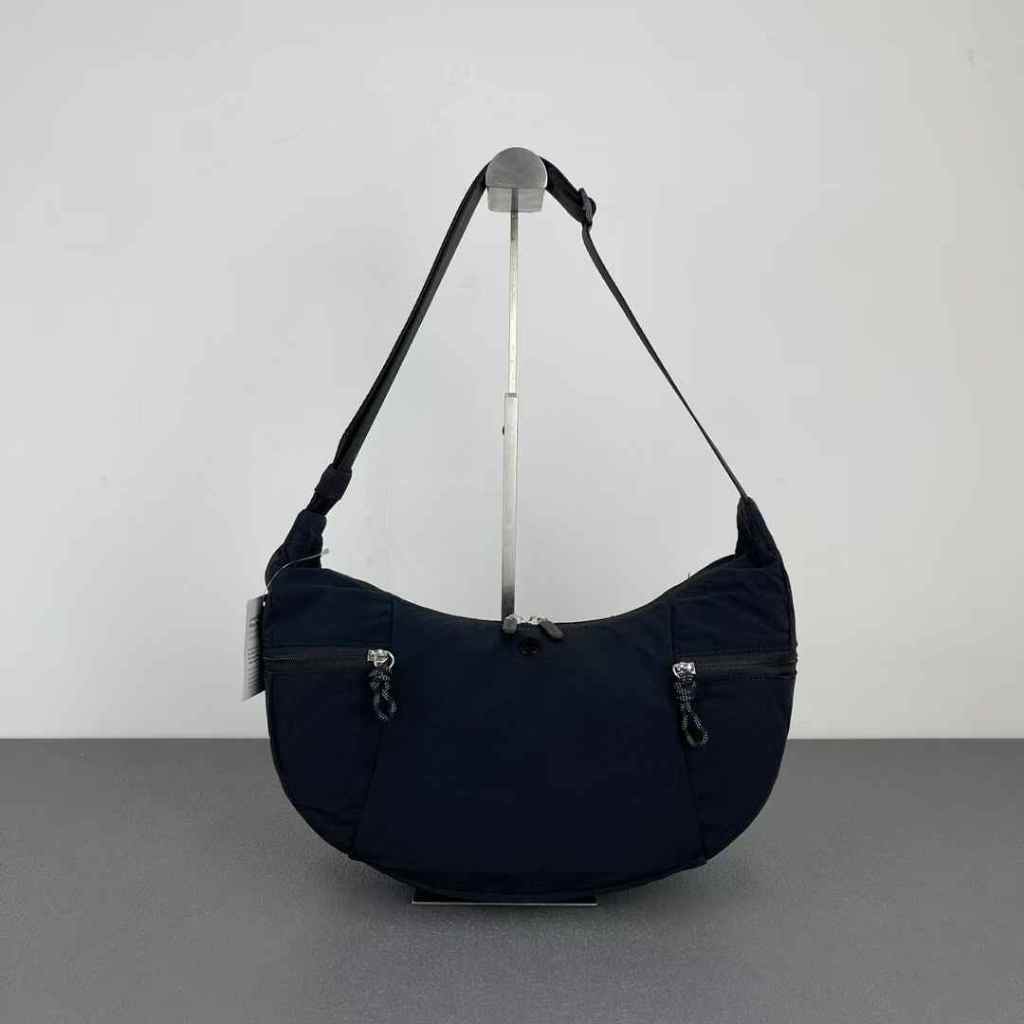 Tas Selempang Lululemon Sloucy shoulder bag wanita - tas gym