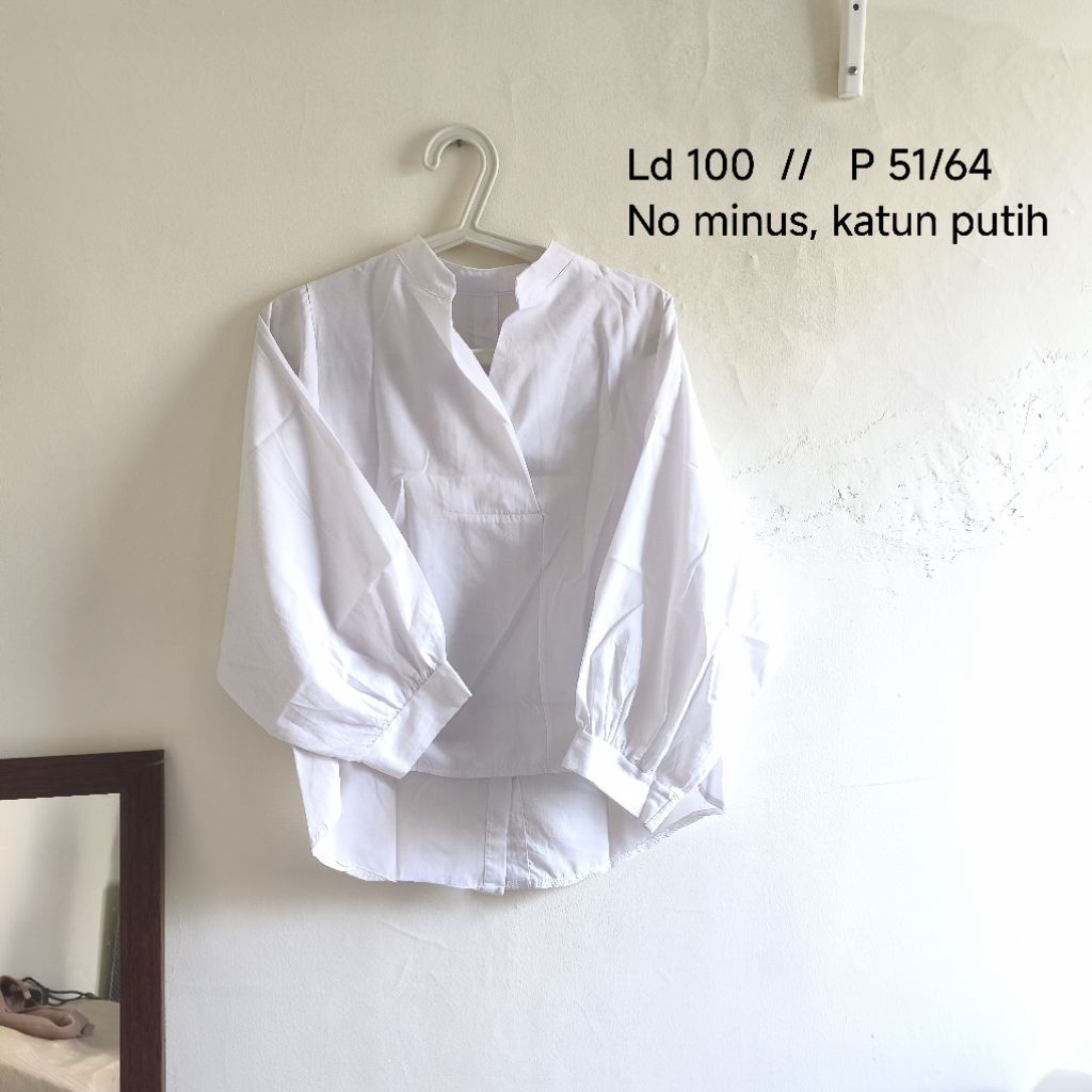 blouse atasan wanita putih katun