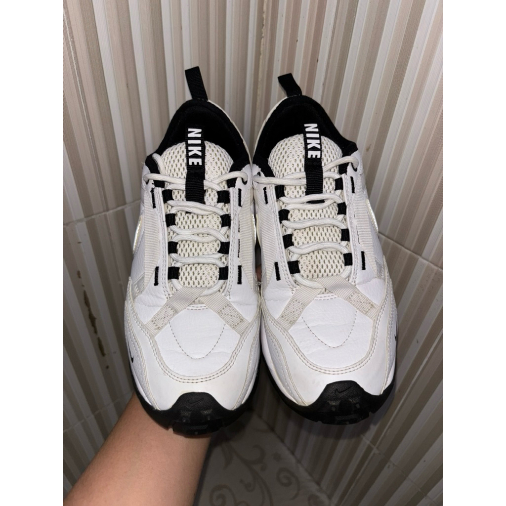 preloved nike tc7900