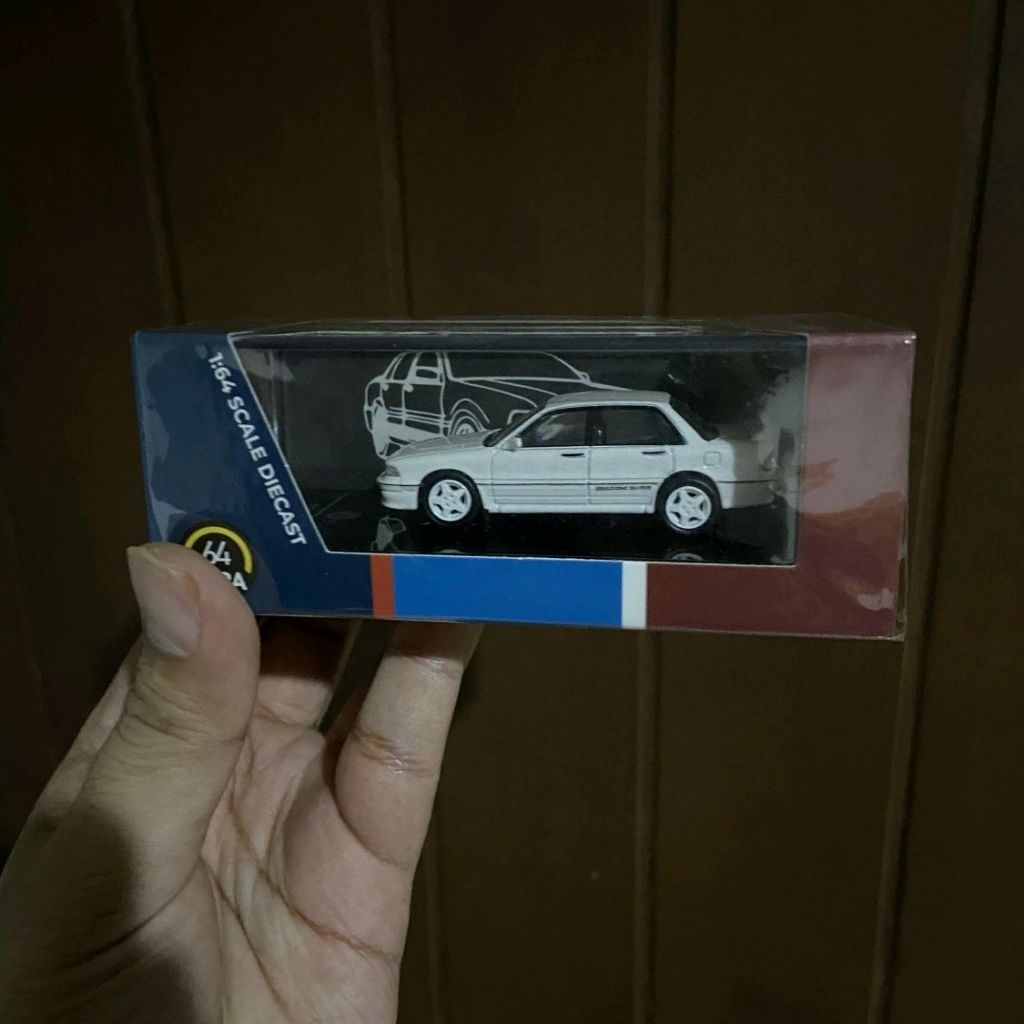 Para64 Mitsubishi Galant VR4 Sophia White LHD PA-55106