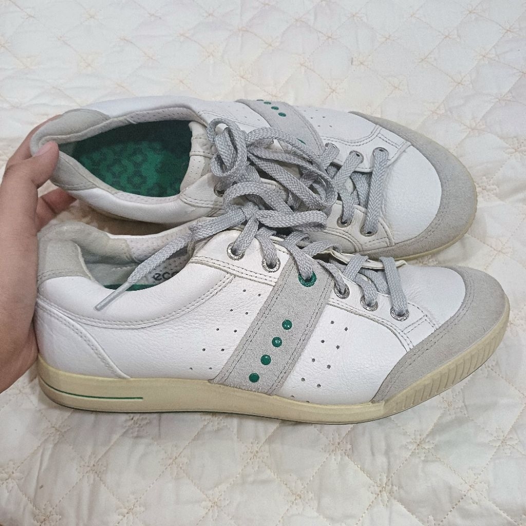 Ecco Street Premiere Men's Spikeless Golf Shoes White Leather | Sepatu Kulit Waterproof Retro Vintag