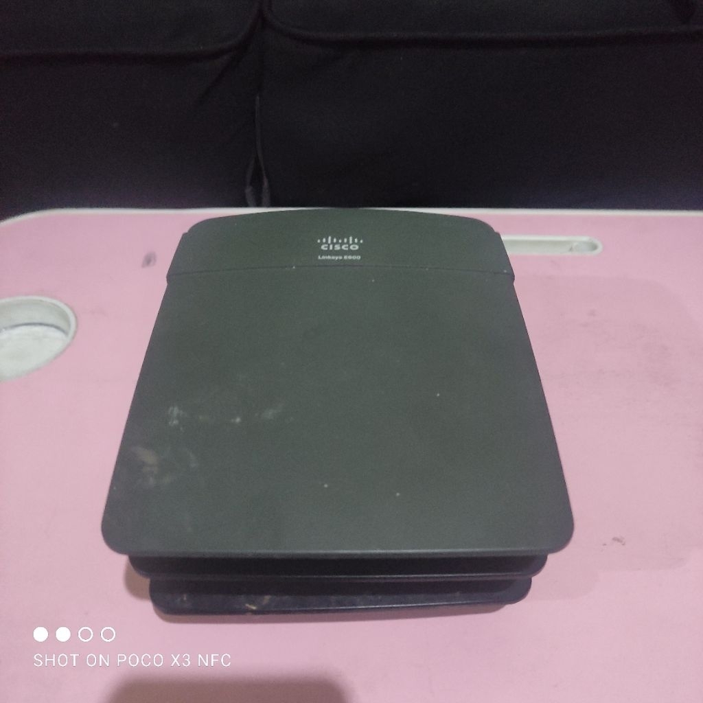 modem wifi cisco Linksys e900 dan 1200