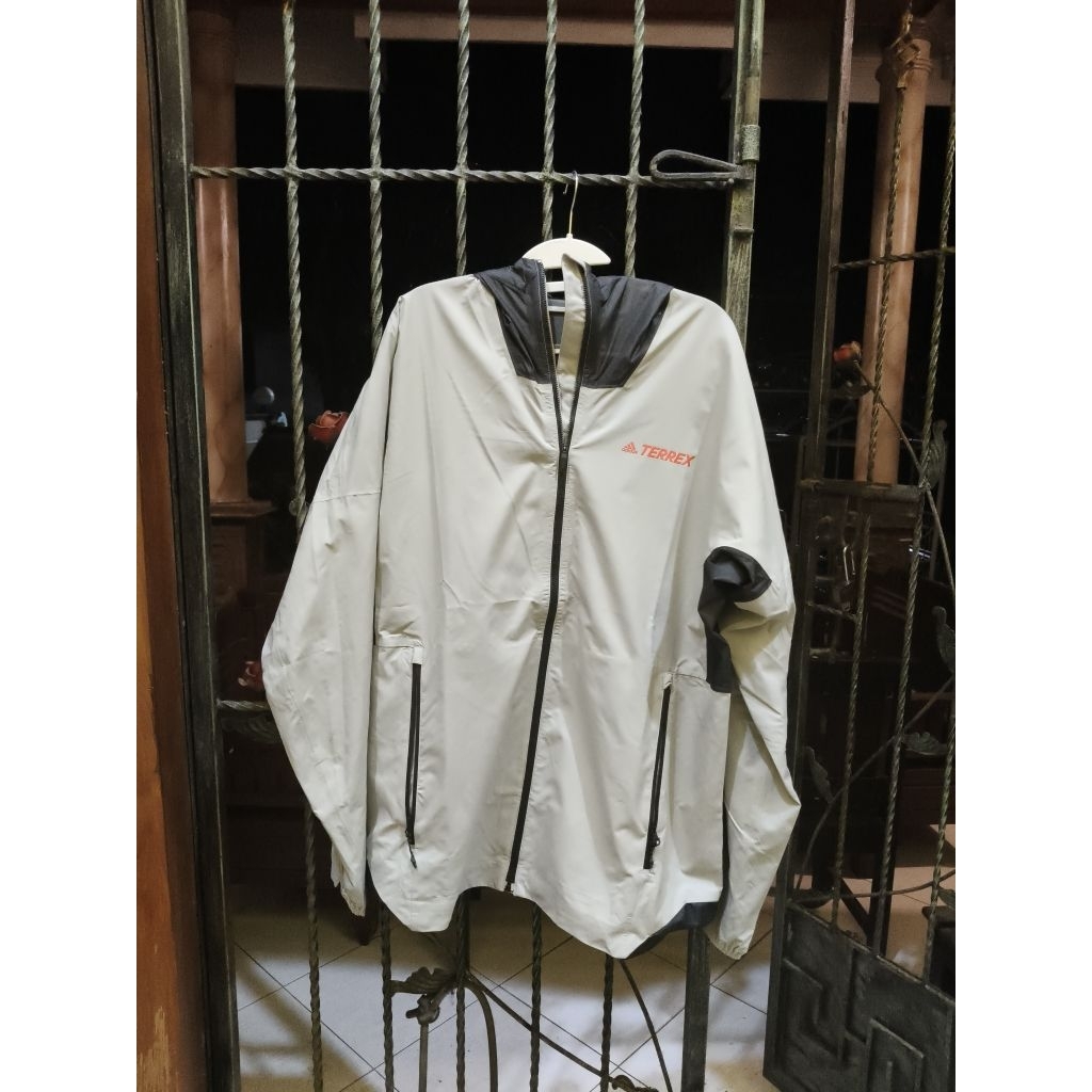 jaket Adidas terrex zupahike original