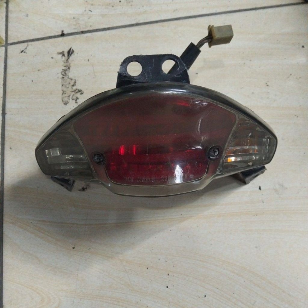 Lampu stop suzuki spin