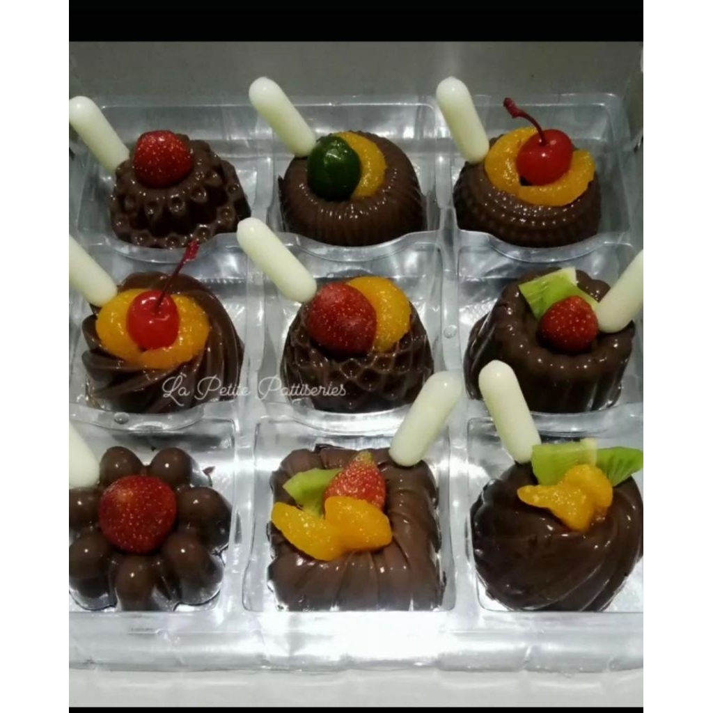puding, puding sekat, puding buah, puding fla, hantaran puding, hampers puding, puding hias