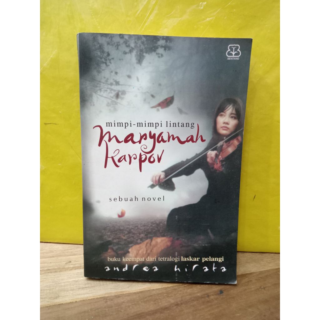 BUKU MIMPI-MIMPI LINTANG MARYAMAH KARPOV
