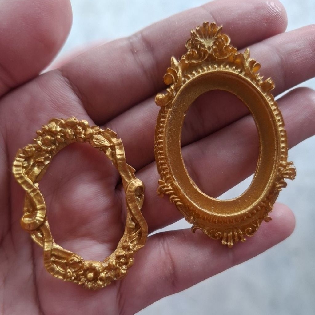 1pasang Miniatur Frame Foto Mini Aesthetic Emas