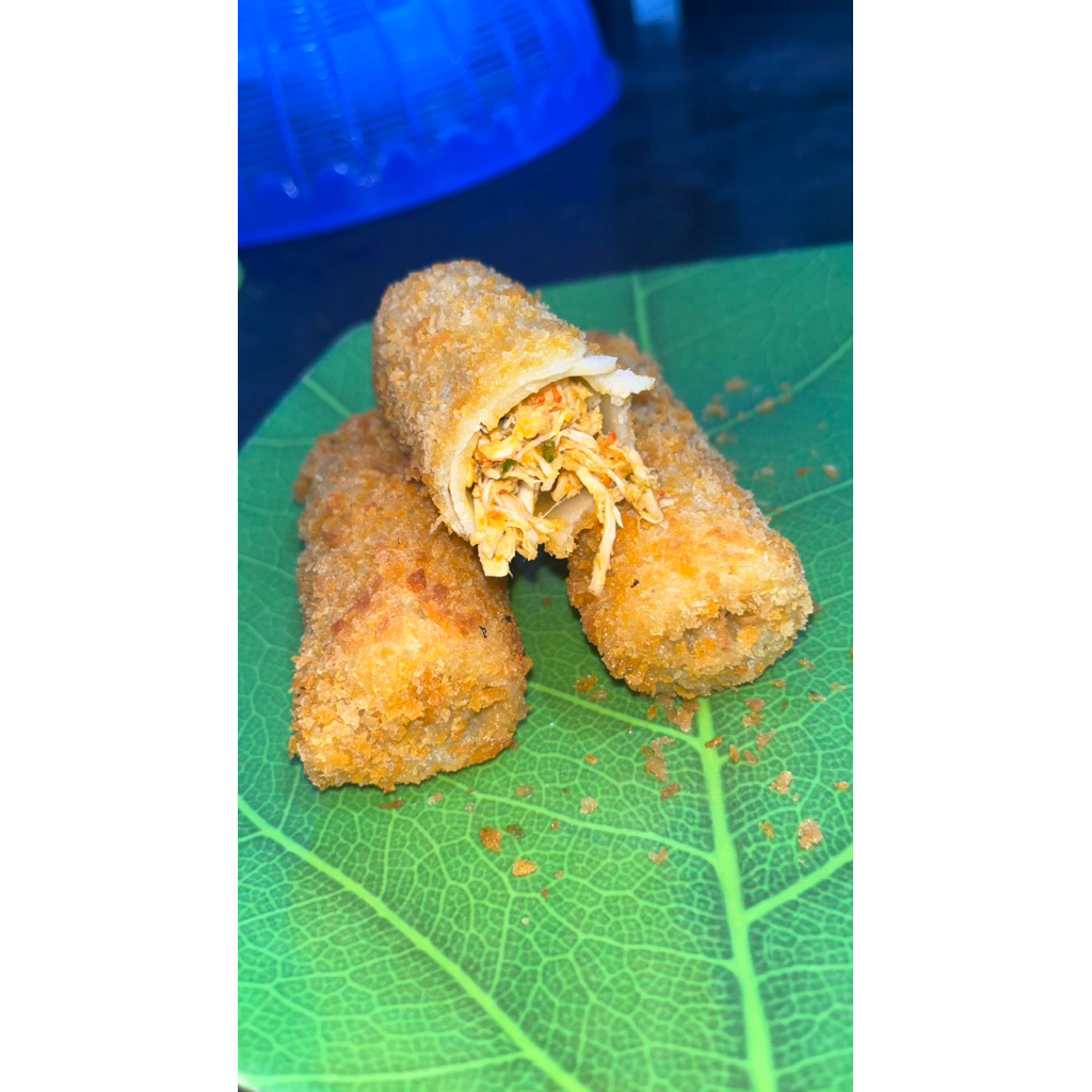 Risol Ayam Suwir Pedas