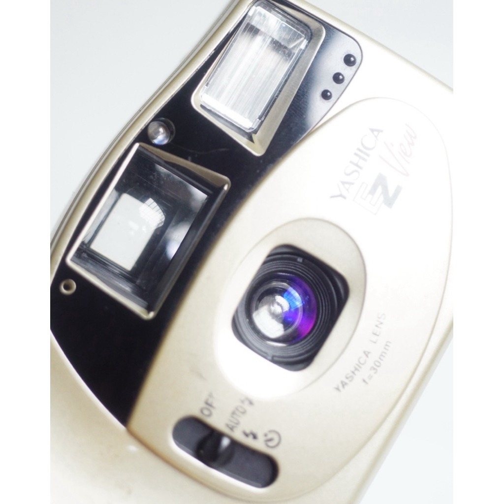 Yashica EZ View 35mm Film Analog Point N Shoot Camera