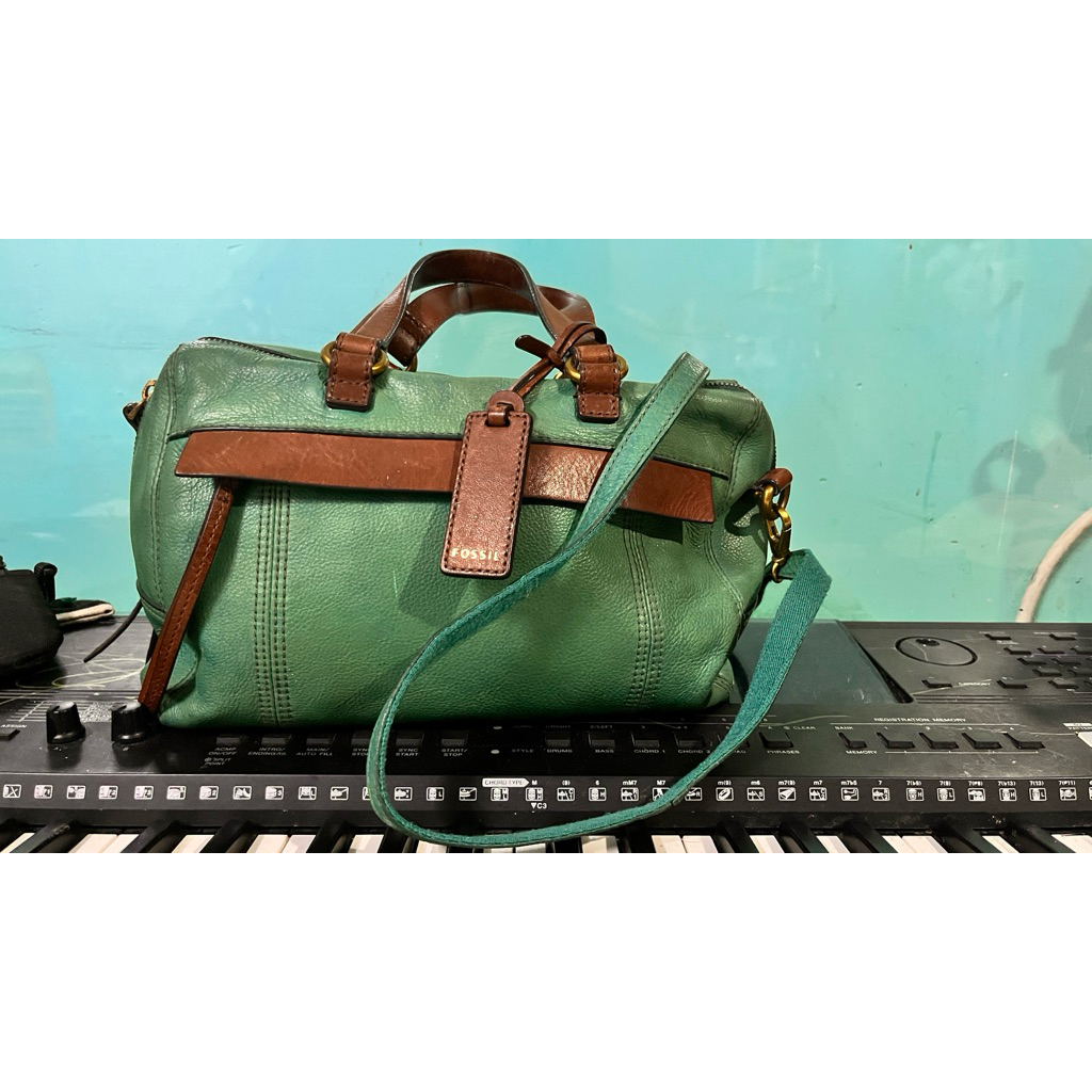 Tas Fossil Original Wanita | Kulit Asli | Elegan & Awet