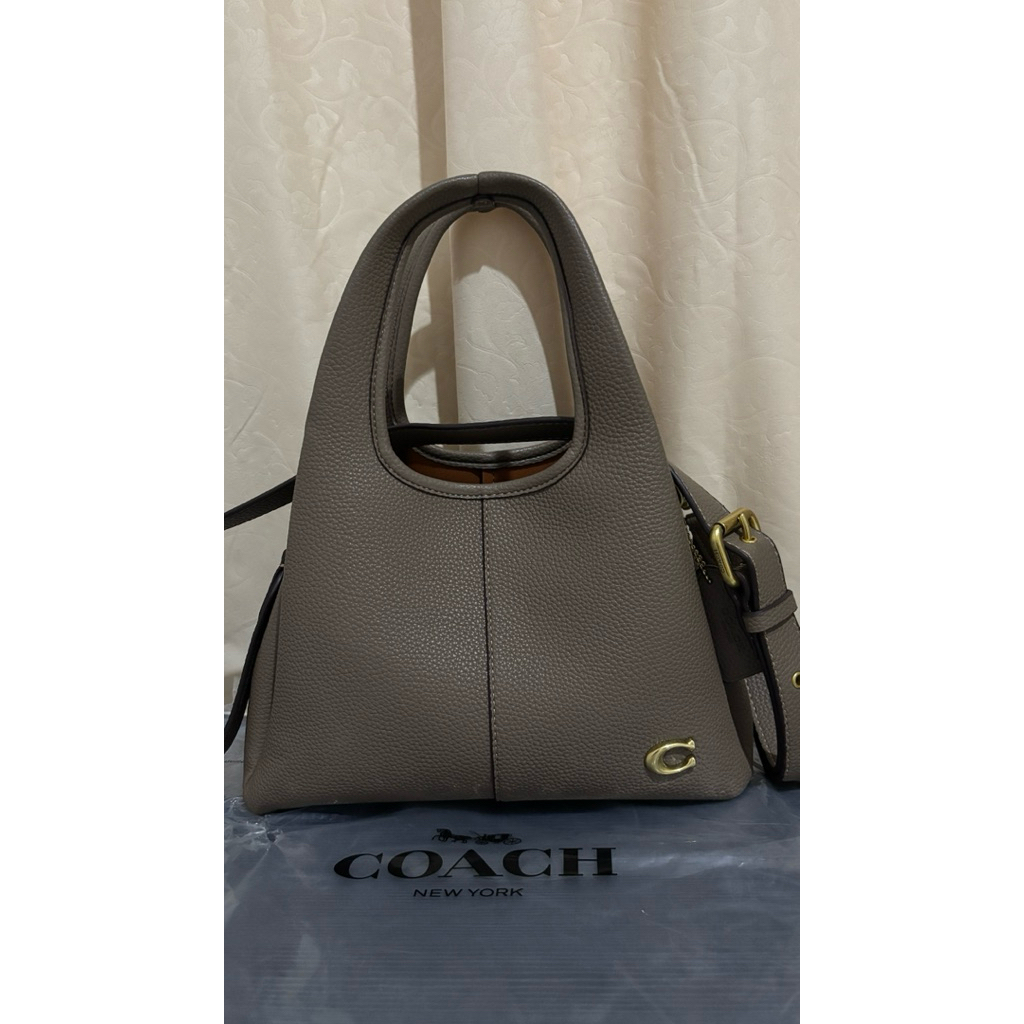 PRELOVED COACH LANA 23