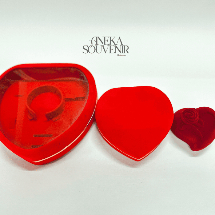 KOTAK CINCIN BLUDRU MERAH VELVET // TEMPAT CINCIN // KOTAK CINCIN // KOTAK PERHIASAN // TEMPAT PERHI