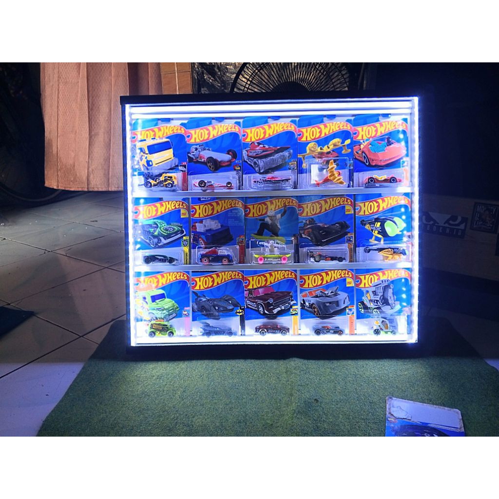 rak hotwheels blister reguler card/premium card+LED+penutup akrilik